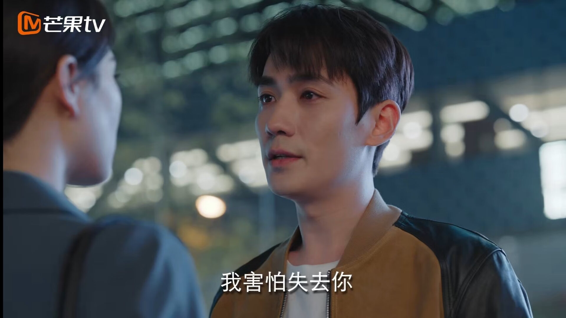 “全场焦点:明星球员的精彩表现点燃现场气氛”,明星球员图片