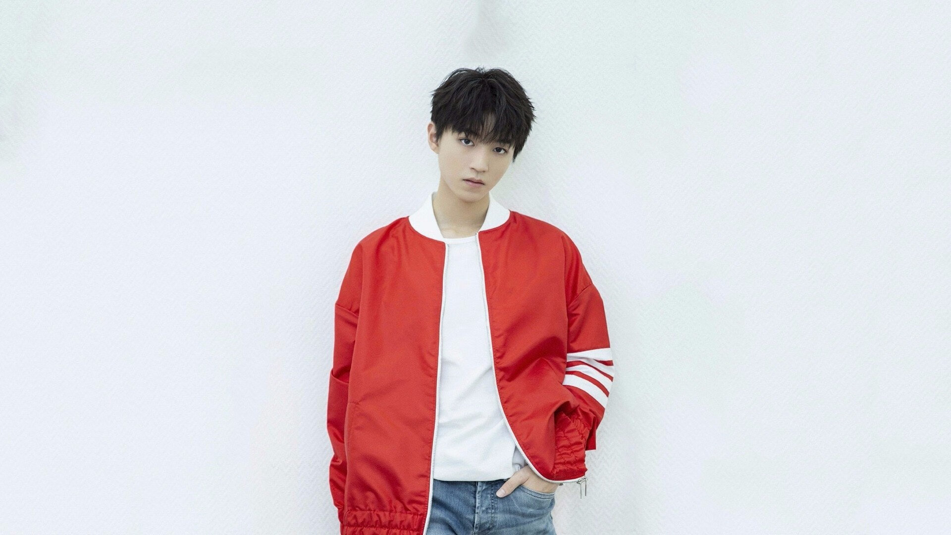 九游娱乐官网 (JIUYOU)-“雪原冠军：白色王者的荣耀战役”，白色雪原是什么短语类型